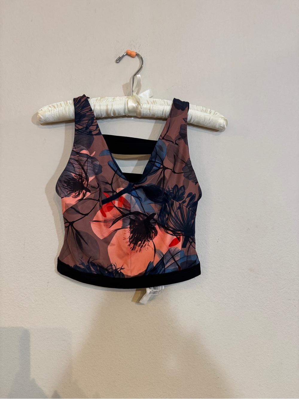 New balance sports tank